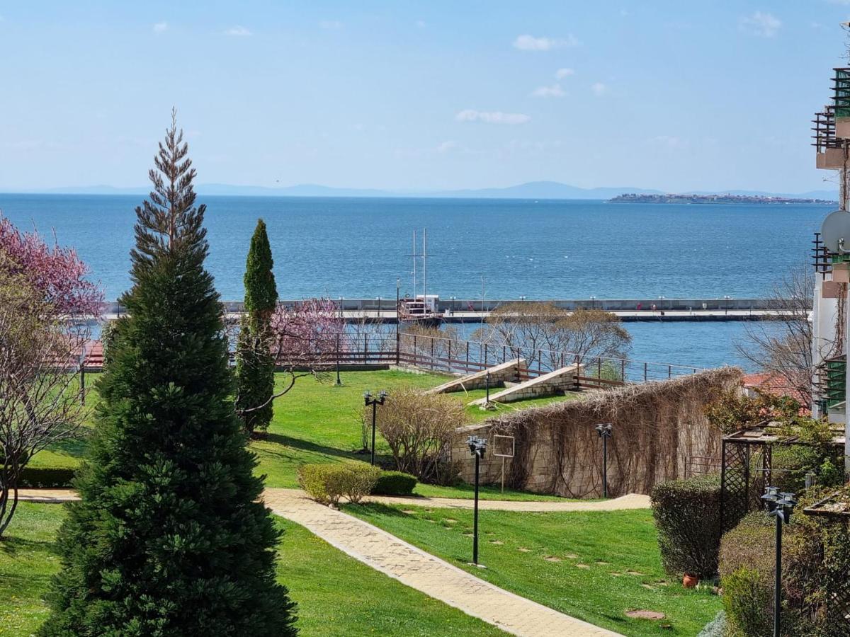 Luxsus Apartment Diamond Sveti Vlas Bagian luar foto