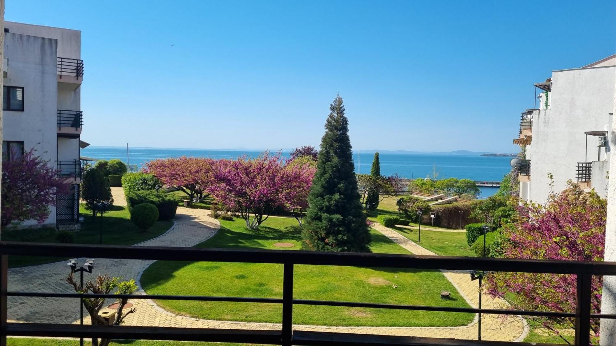 Luxsus Apartment Diamond Sveti Vlas Bagian luar foto